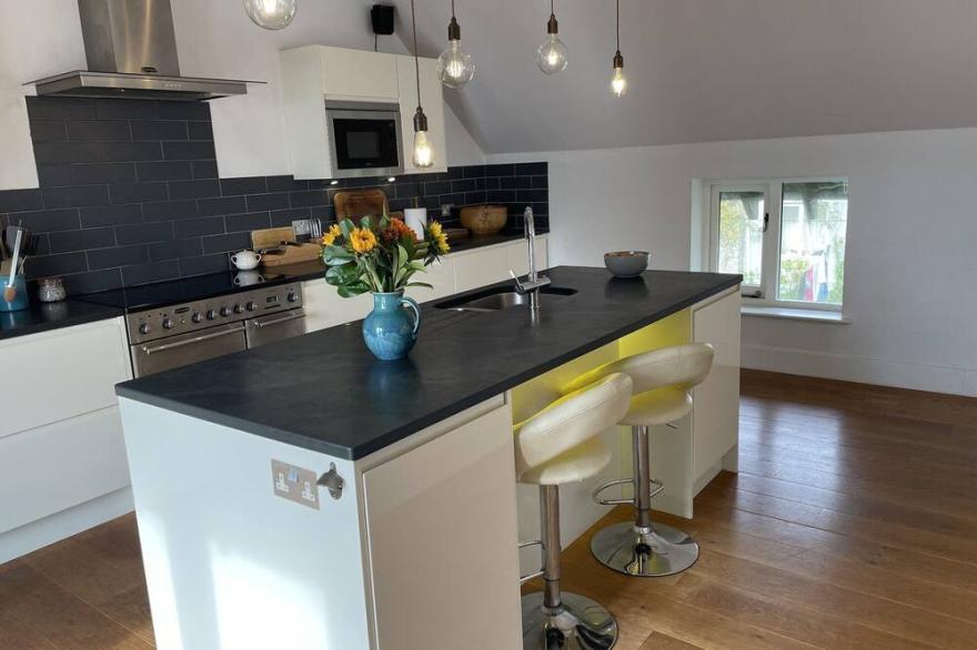 Large newly converted barn ideal for families with pets