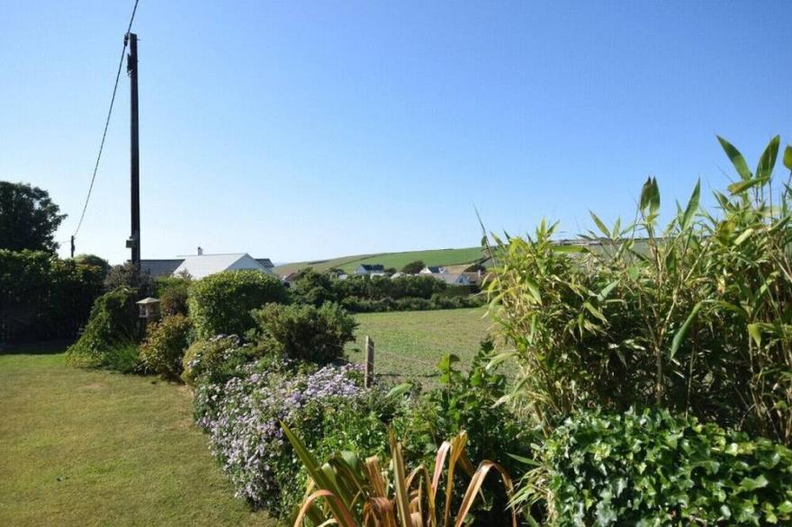 Polbream - Four Bedroom House, Sleeps 8