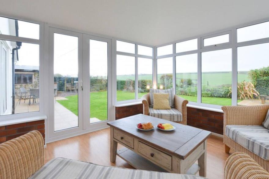 Polbream - Four Bedroom House, Sleeps 8