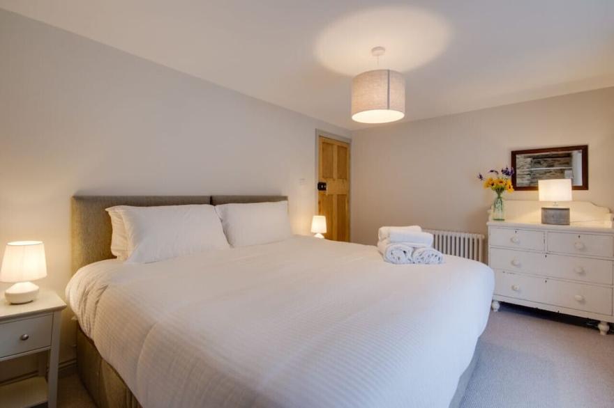 Killas Cottage - Three Bedroom House, Sleeps 4