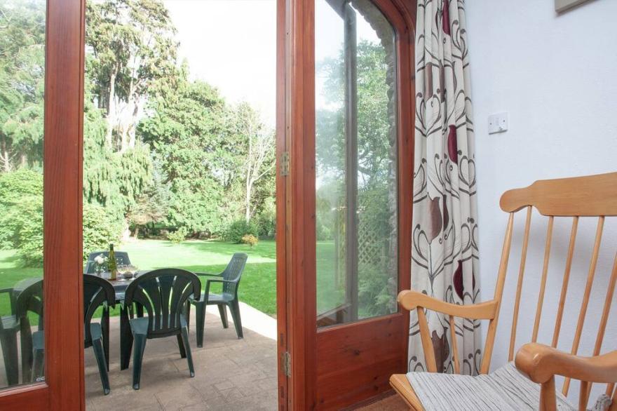 2 bedroom accommodation in Kingsbridge