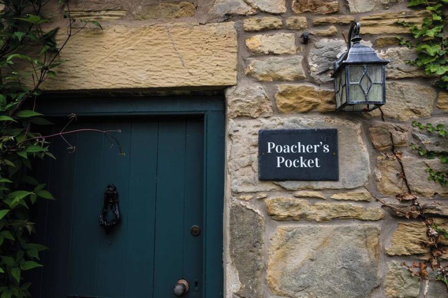 THE POACHERS POCKET, pet friendly, with open fire in Whittingham