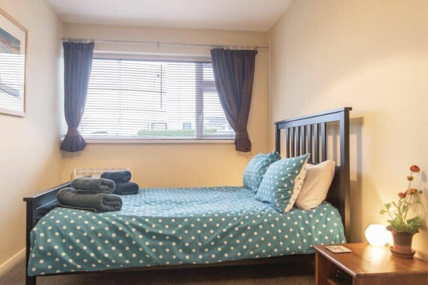 OUR STORY COTTAGE, pet friendly, with open fire in Longhoughton