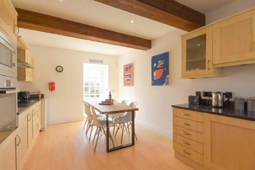 THE WARREN, family friendly, with open fire in Bamburgh