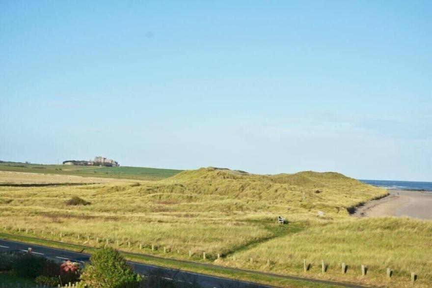 BRADACAR, pet friendly, country holiday cottage in Seahouses