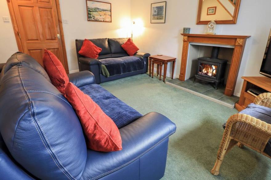 7 STYBARROW TERRACE, family friendly, with a garden in Glenridding