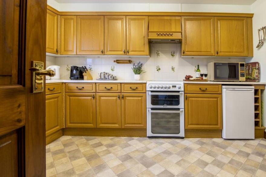 Stable Cottage is a cosy two story Yorkshire stone cottage which sleeps five guests. Ideal for famil