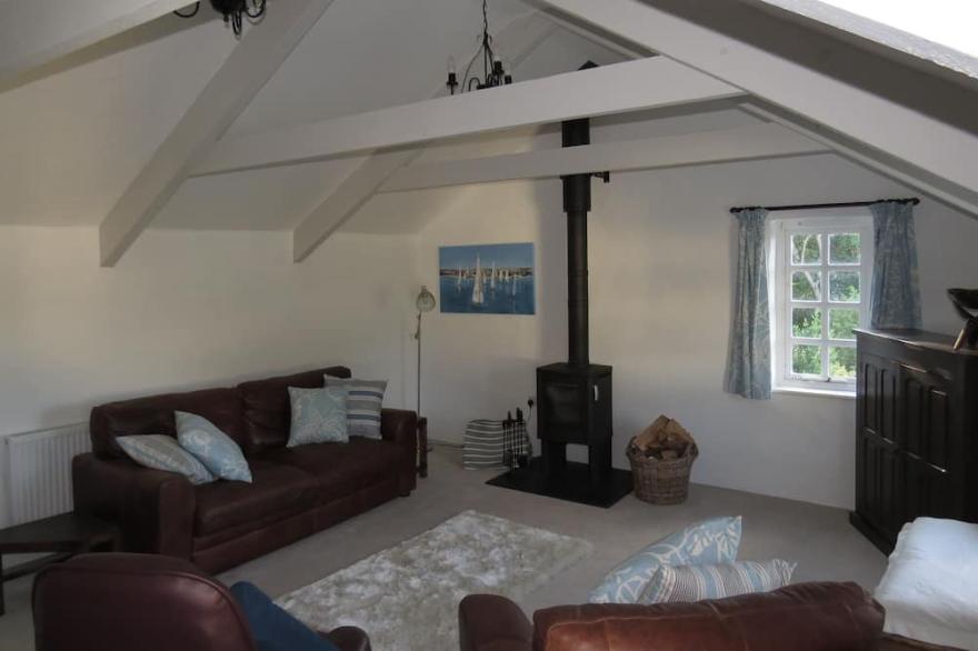 Beautiful Quiet Rural Character Cottage In The Heart Of Cornwall.