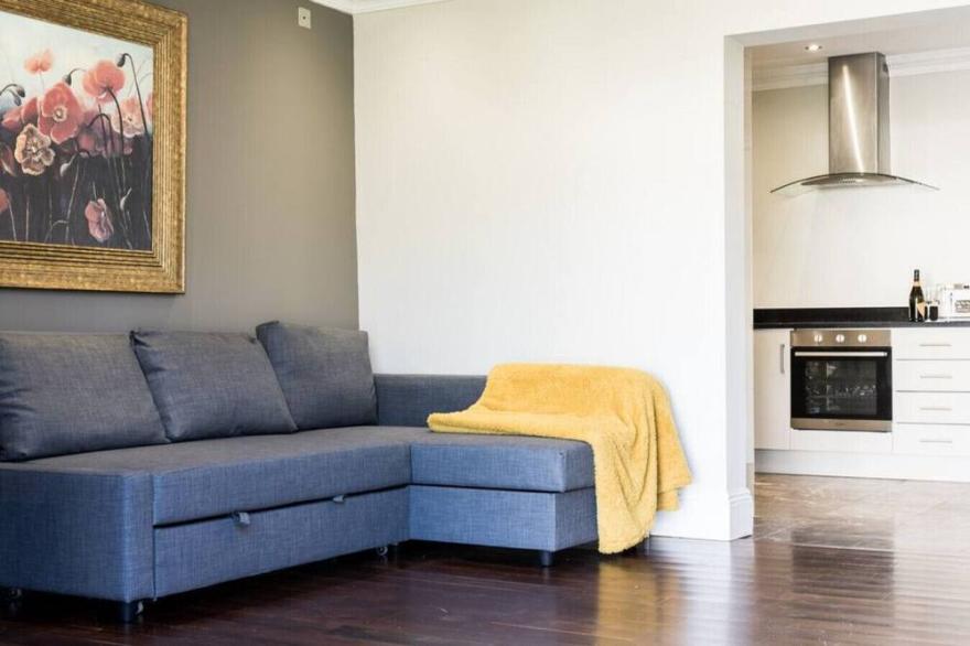 LE 23 · Escape Ordinary at Castle Hume No.23 ~ Luxury