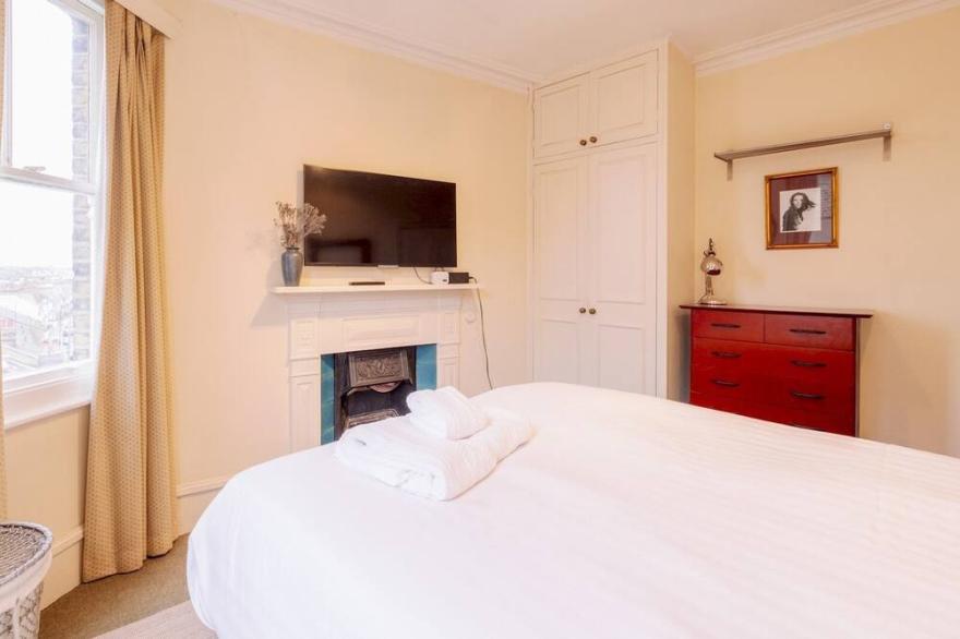 Pass the Keys | Top Floor Fulham Apartment