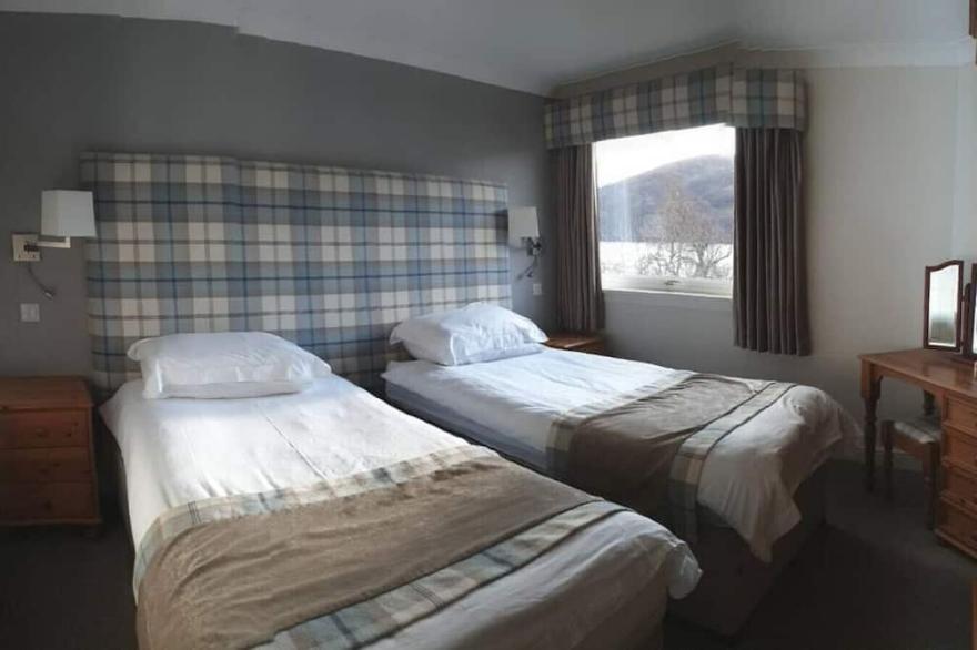 Loch Rannoch Highland Club, Grouse Lodge