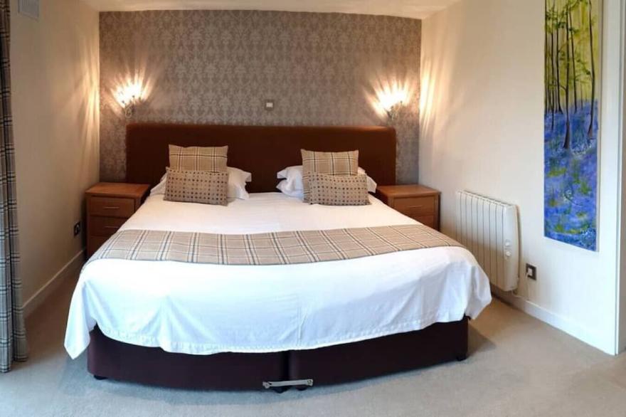 Loch Rannoch Highland Club Pine Martin Lodge 8