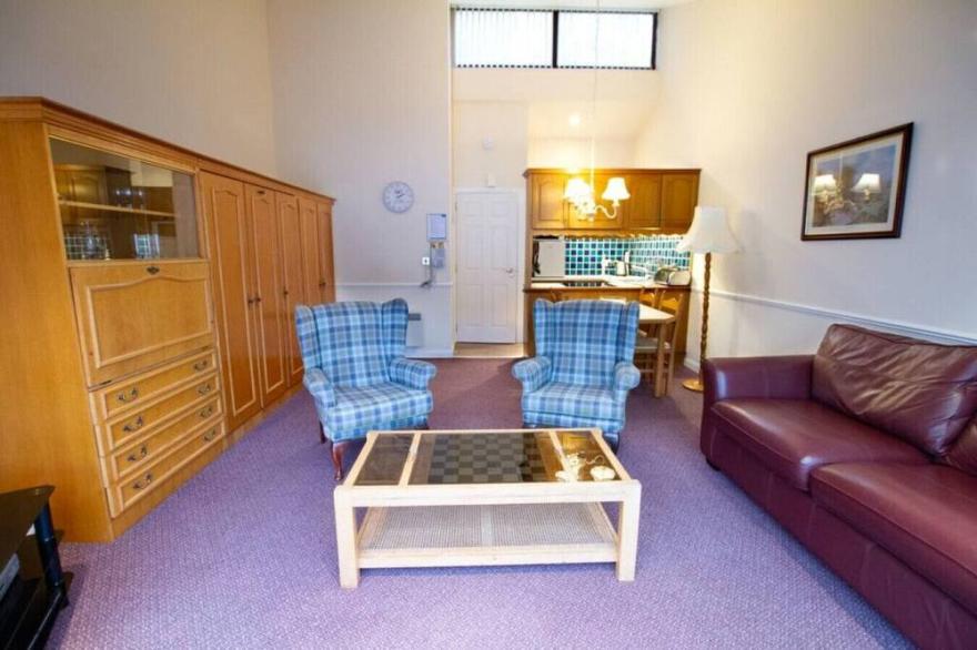 Loch Rannoch Highland club studio 6