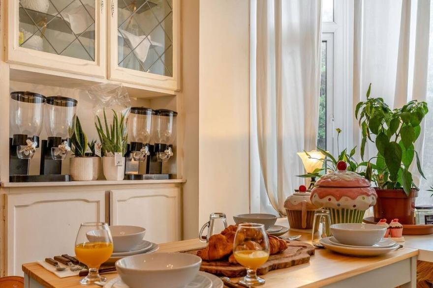 3 bedroom accommodation in Buxton