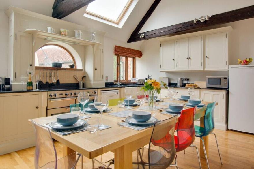Apple Tree Barn - Four Bedroom House, Sleeps 7