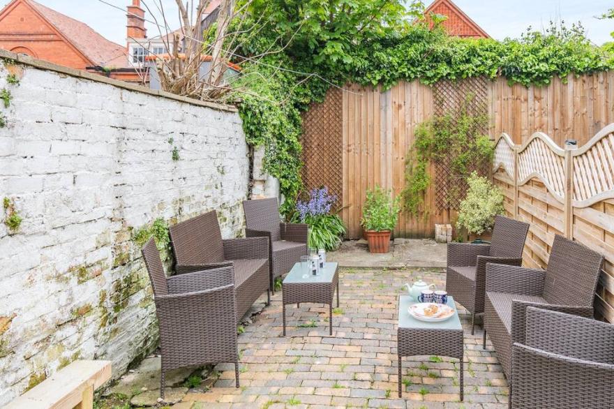 3 bedroom accommodation in Scarborough
