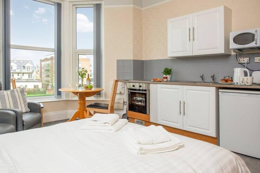 1 bedroom accommodation in Paignton
