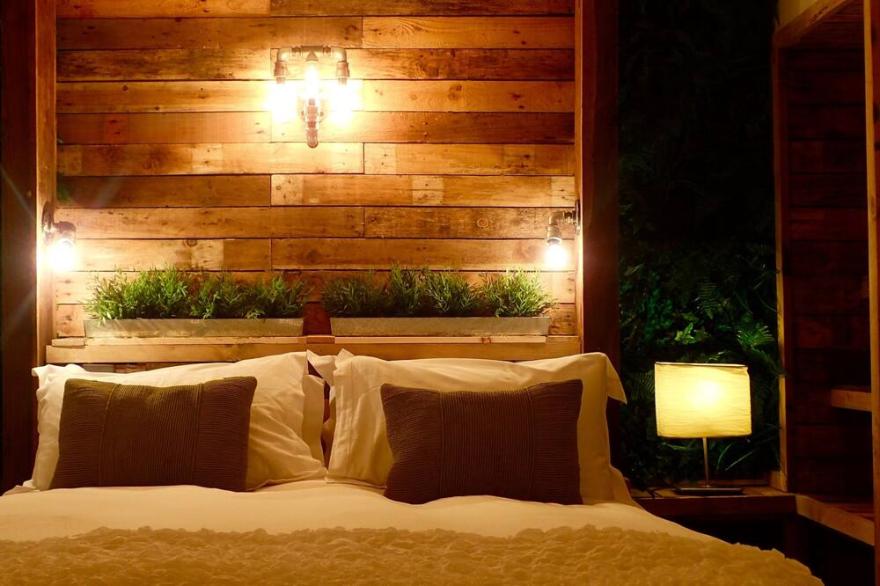 Fabulous Forest Retreat
