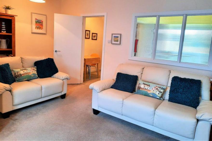 The Granite House -  a house that sleeps 4 guests  in 2 bedrooms