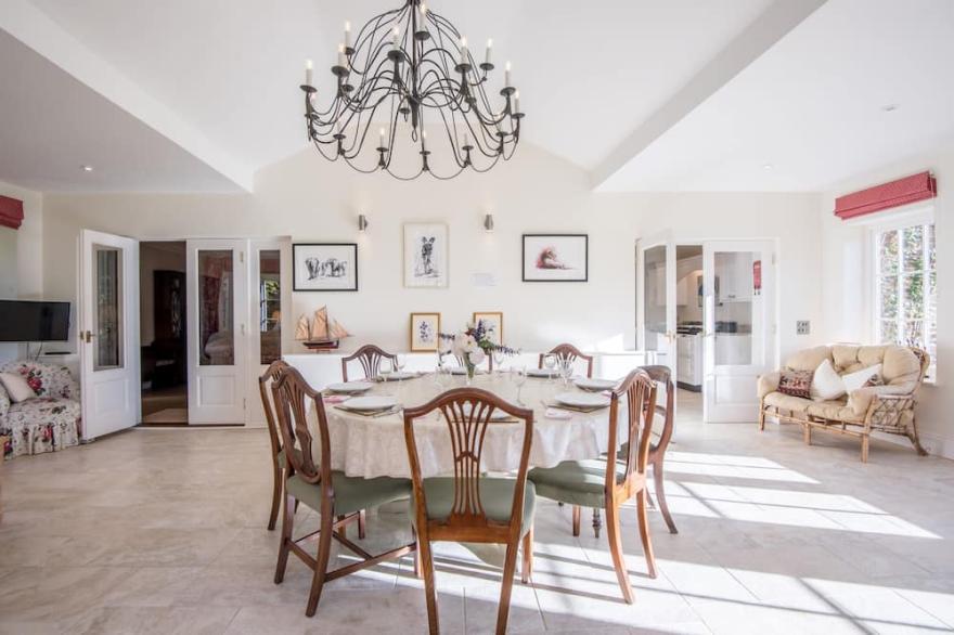 Looking for something different and a unique home stay experience? This spacious and beautiful prope