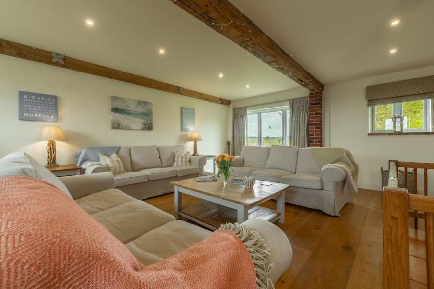 A fabulous, stand out conversion of a 19th century barn enjoying wonderful open rural views that ext