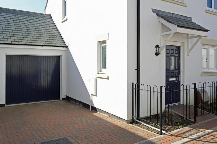 4 bedroom accommodation in Padstow