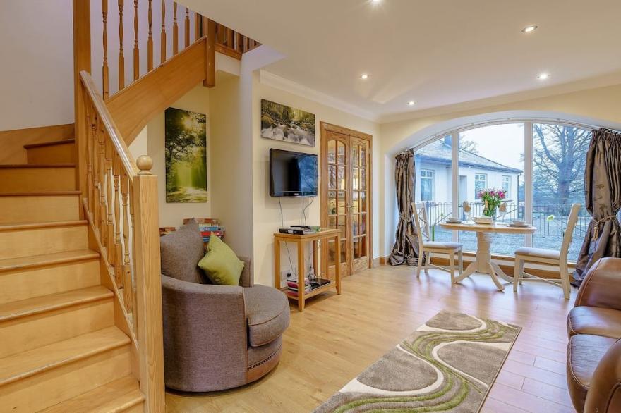 1 bedroom accommodation in Lochwinnoch, near Glasgow