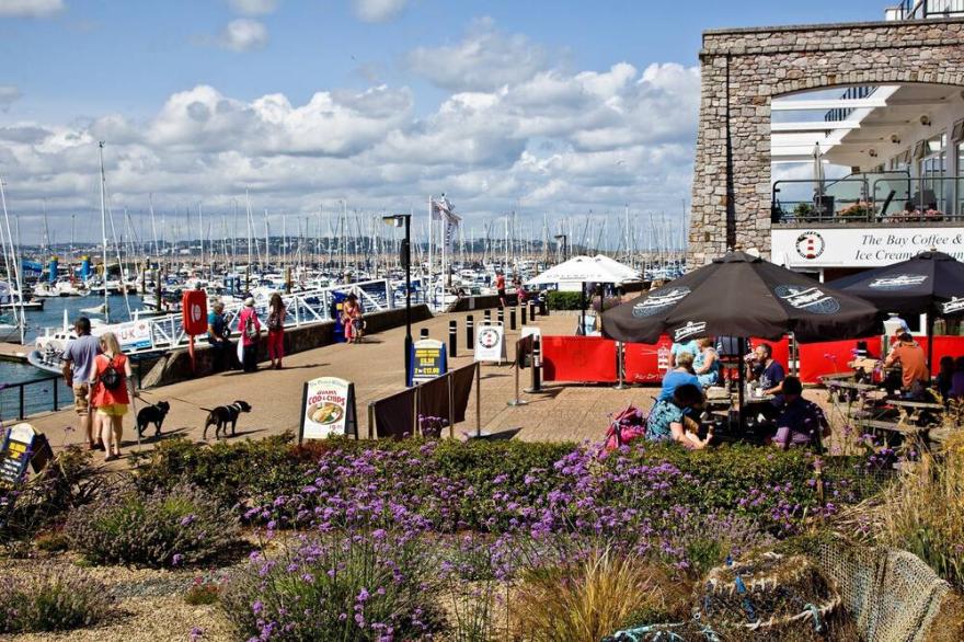 2 bedroom accommodation in Brixham