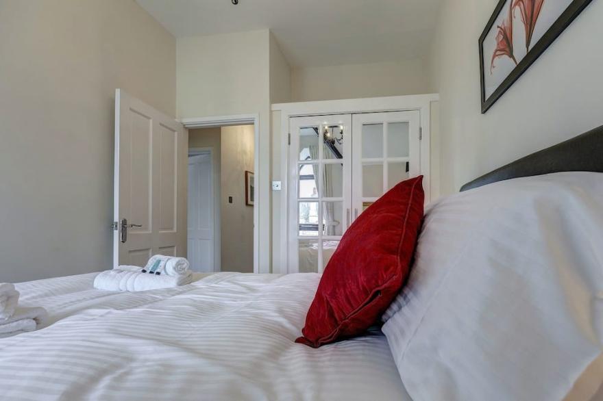 2 bedroom accommodation in Torquay