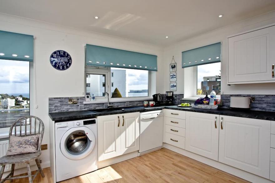 3 bedroom accommodation in Torquay