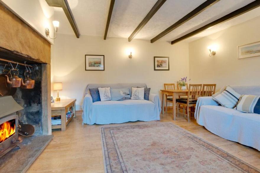 Creel Cottage - Two Bedroom House, Sleeps 4