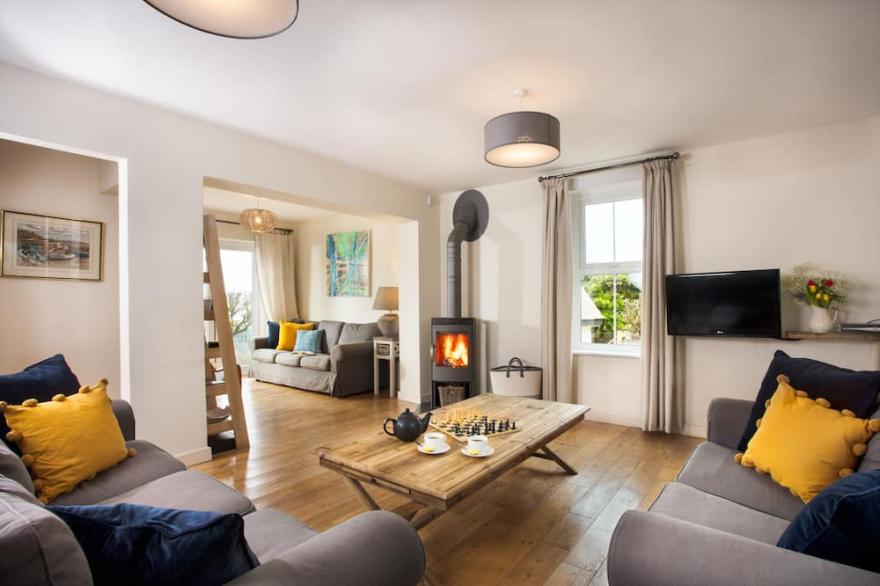 A stunning 4 bedroom holiday home which spills out onto beautiful Treyarnon Bay.