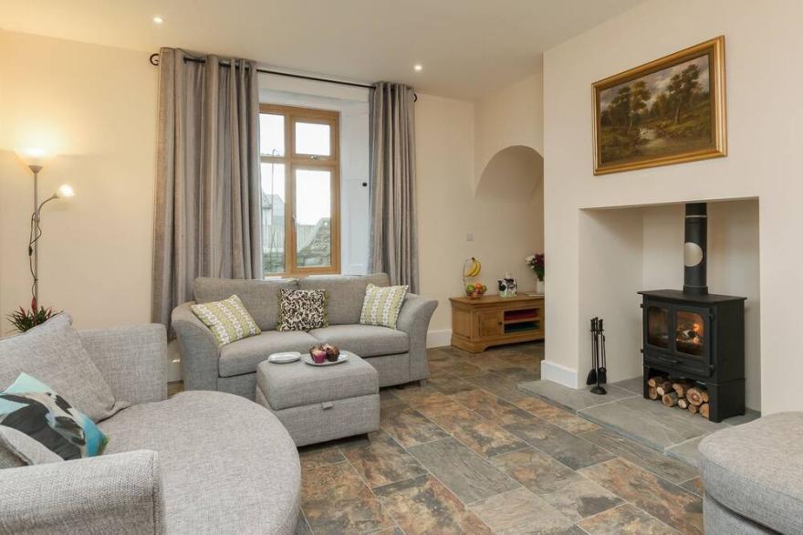 4 bedroom accommodation in West Pennard, near Glastonbury