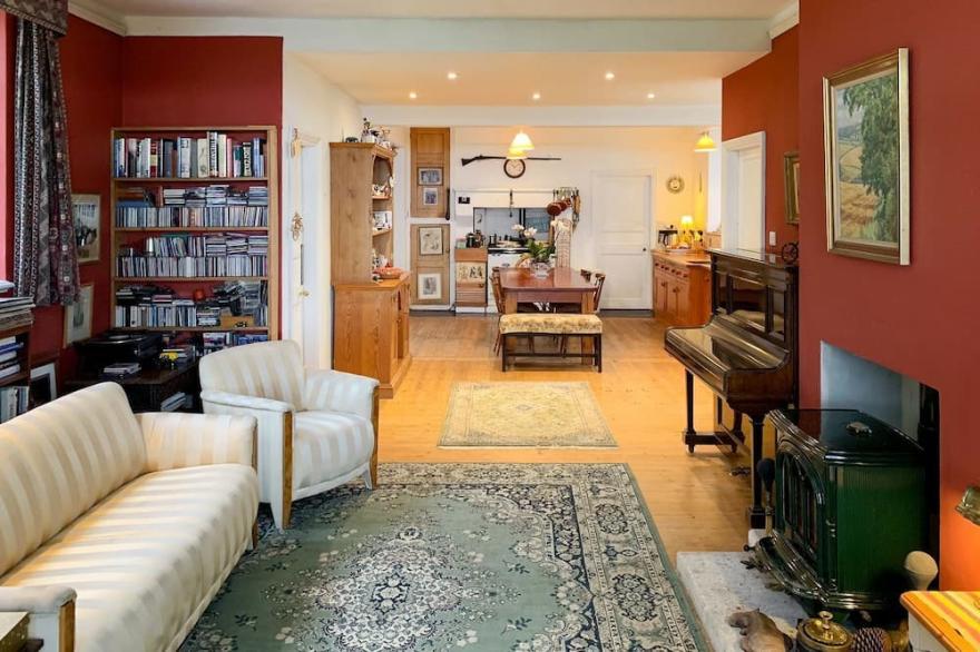 6 bedroom accommodation in Sidbury, near Sidmouth