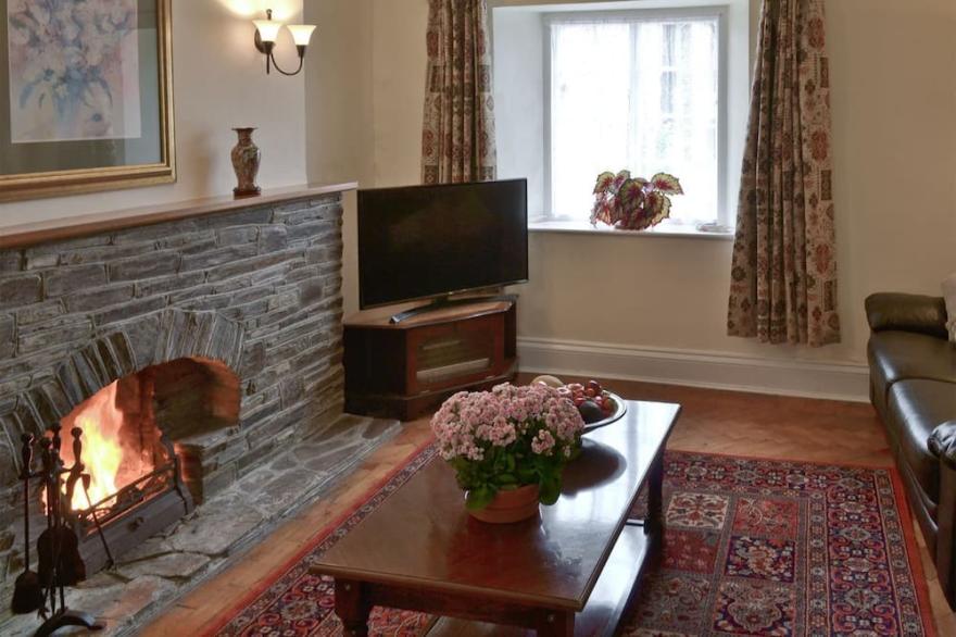 3 bedroom accommodation in Lostwithiel