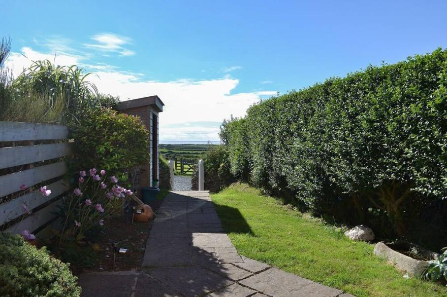2 bedroom accommodation in Boscastle