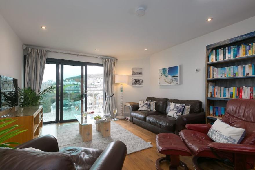 STARGAZY, family friendly, character holiday cottage in St Ives