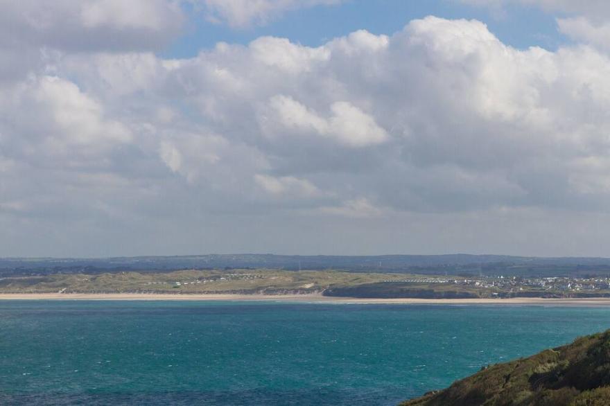 PANACEA, pet friendly, country holiday cottage in St Ives