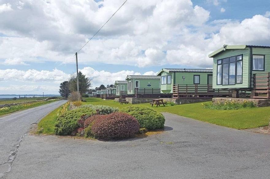 2 bedroom accommodation in Glenluce, Newton Stewart