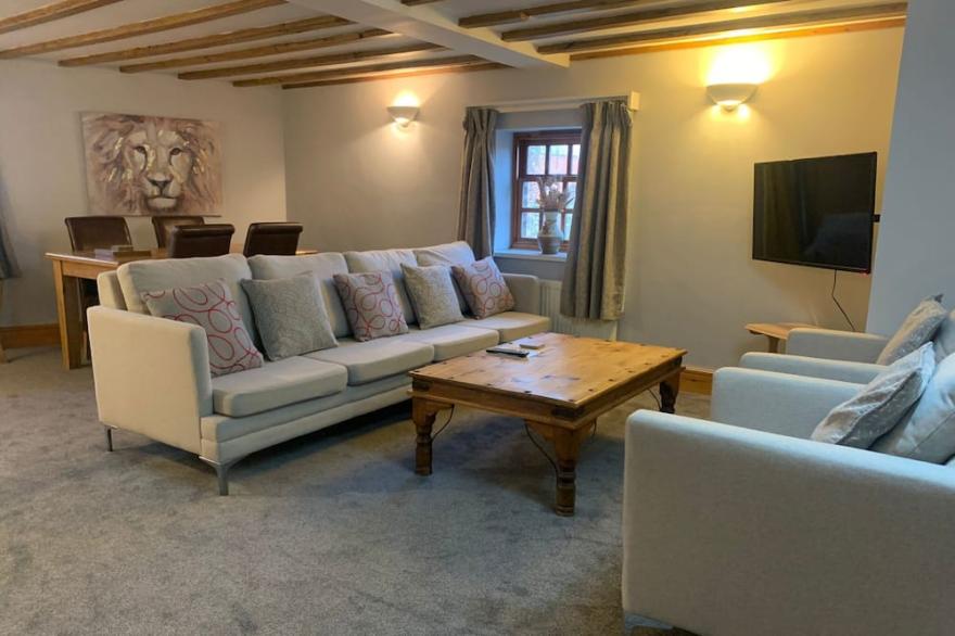 Apartment Two, The Carriage House, York 6m, Village Location