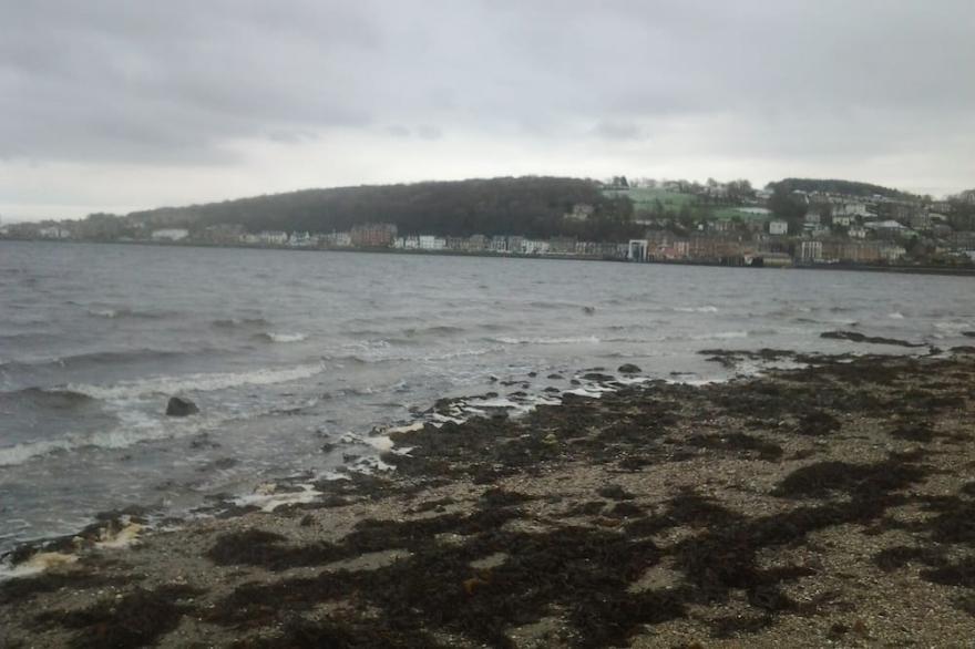Stunning Rothesay apartment 130 5☆ reviews wonderful views.
