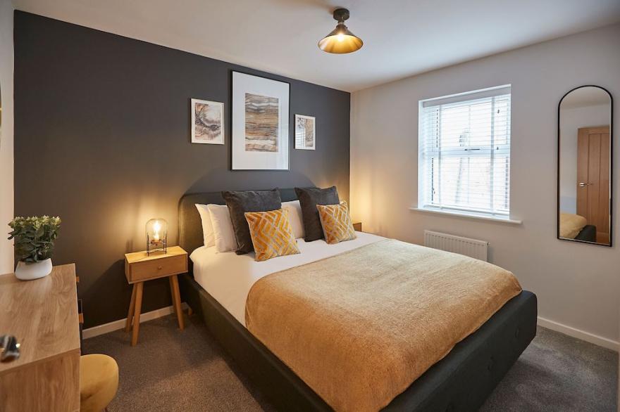 Host & Stay | Shipwrights