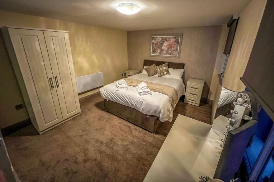 One Bedroom Studio Central Location