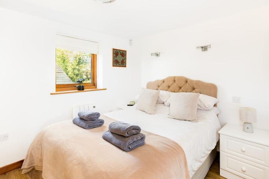 Pass the Keys | Rural Retreat in Rowington, Warwickshire