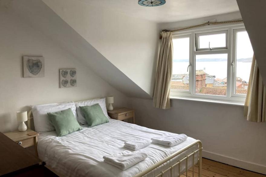 Stunning sea views set in Scarborough's Old Town