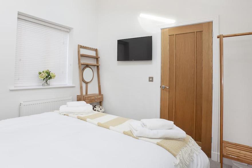 White House Luxury Apartments - Apartment B