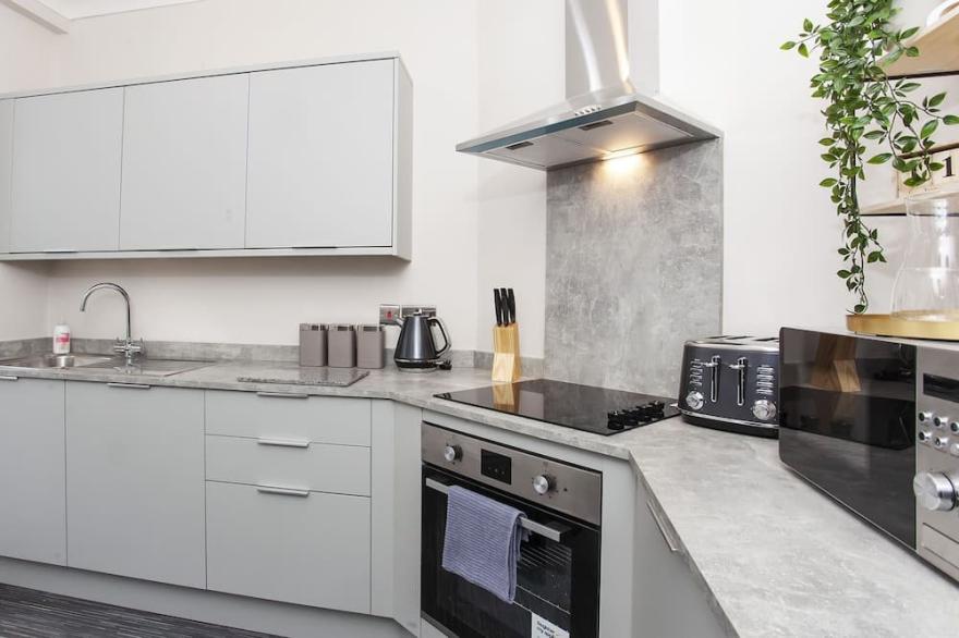 Feasegate  - sleeps 6 guests  in 2 bedrooms