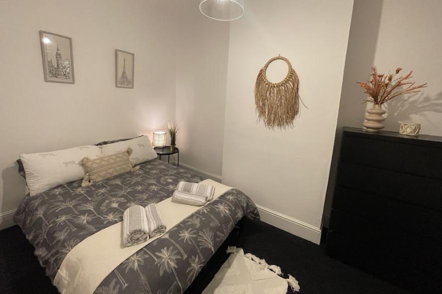 Urban 3 Bedroom Home in Kings Heath-Great Location
