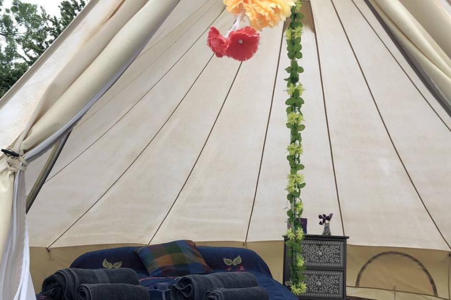 Comfy 4m -Bed Bell Tent with great views