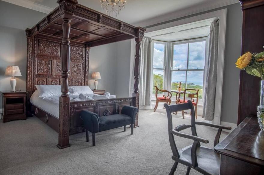 Penally Manor - Luxurious Manor House - Tenby